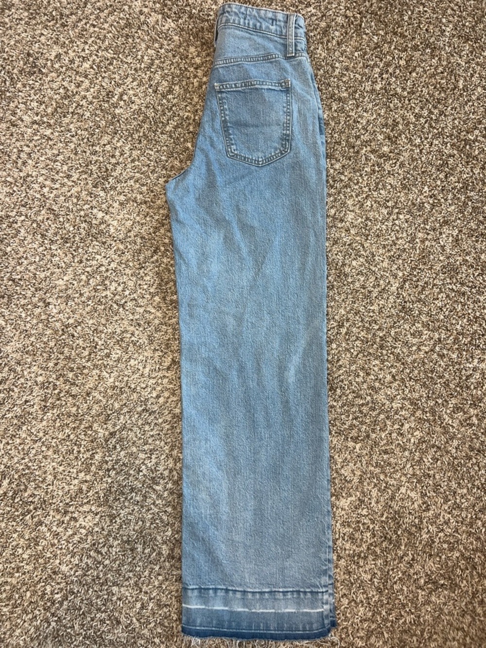 Universal Thread High-Rise Wide-Leg Faded Jeans with released HEM and fray! Sz 4 - Picture 2 of 10